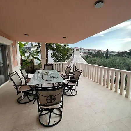 Villa Luxury Karla Next To On Island Brac Supetar