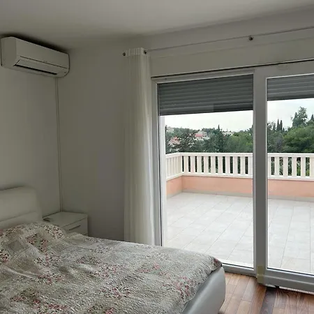 Luxury Karla Next To On Island Brac Villa