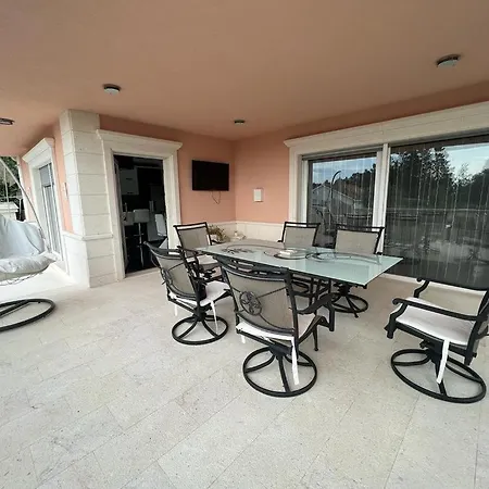 Luxury Karla Next To On Island Brac Villa *