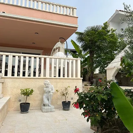 Luxury Karla Next To On Island Brac Villa Supetar